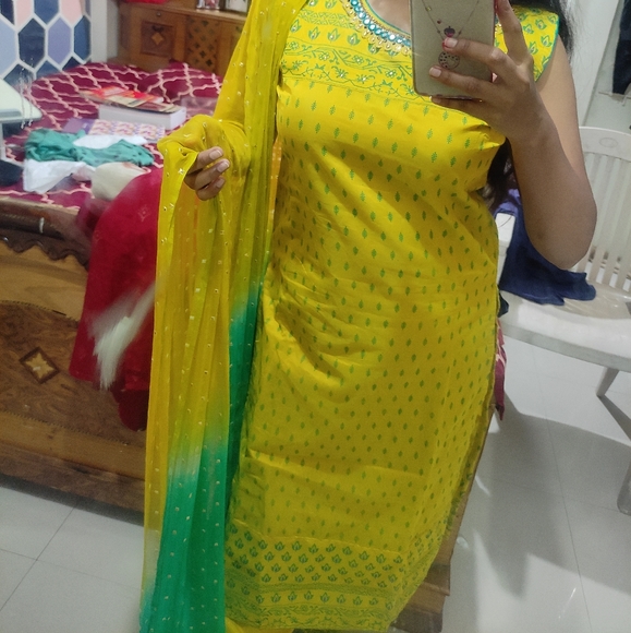 Kurta pant and duppatta - Picture 4 of 7